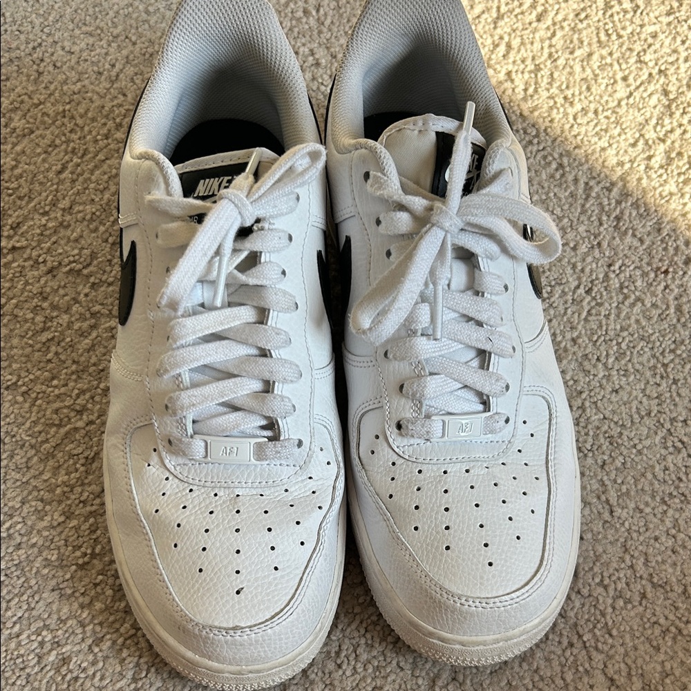 Nike Women’s White and Black Sneakers